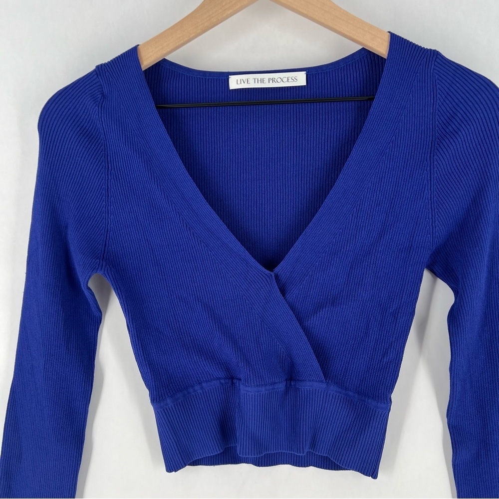 Live In Process‎ Verso Cropped Wrap Effect Ribbed Stretch Knit Top In Blue - Picture 2 of 12